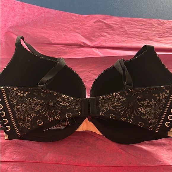 Victoria’s Secret very sexy push-up sz 34DD - Picture 2 of 6